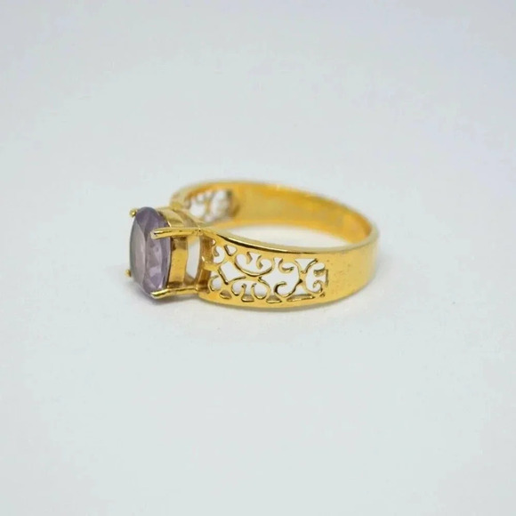 Lind Purple Glass Rhinestone Openwork Ring - Picture 4 of 5